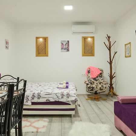 Studio Apartments Kim - Dilberovic Mostar Bagian luar foto