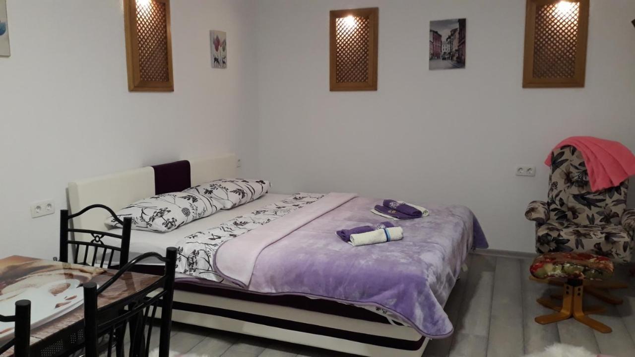 Studio Apartments Kim - Dilberovic Mostar Bagian luar foto