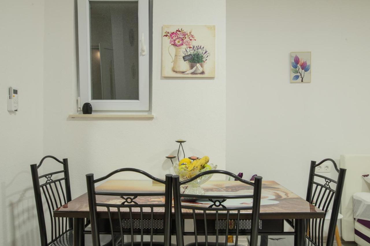 Studio Apartments Kim - Dilberovic Mostar Bagian luar foto