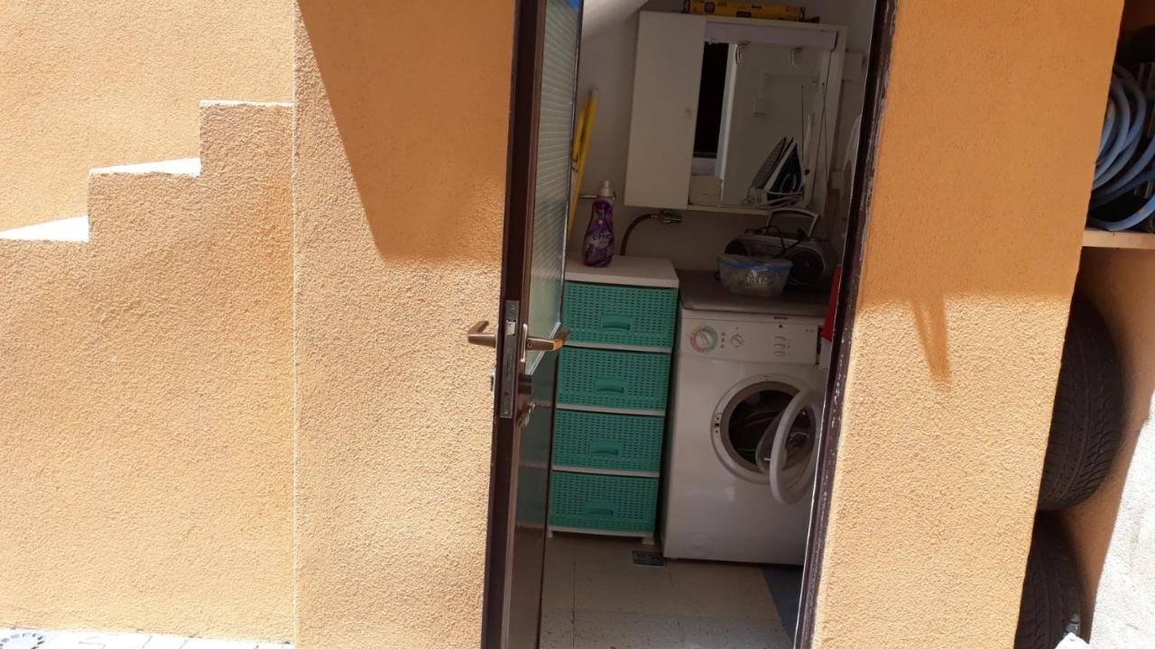 Studio Apartments Kim - Dilberovic Mostar Bagian luar foto