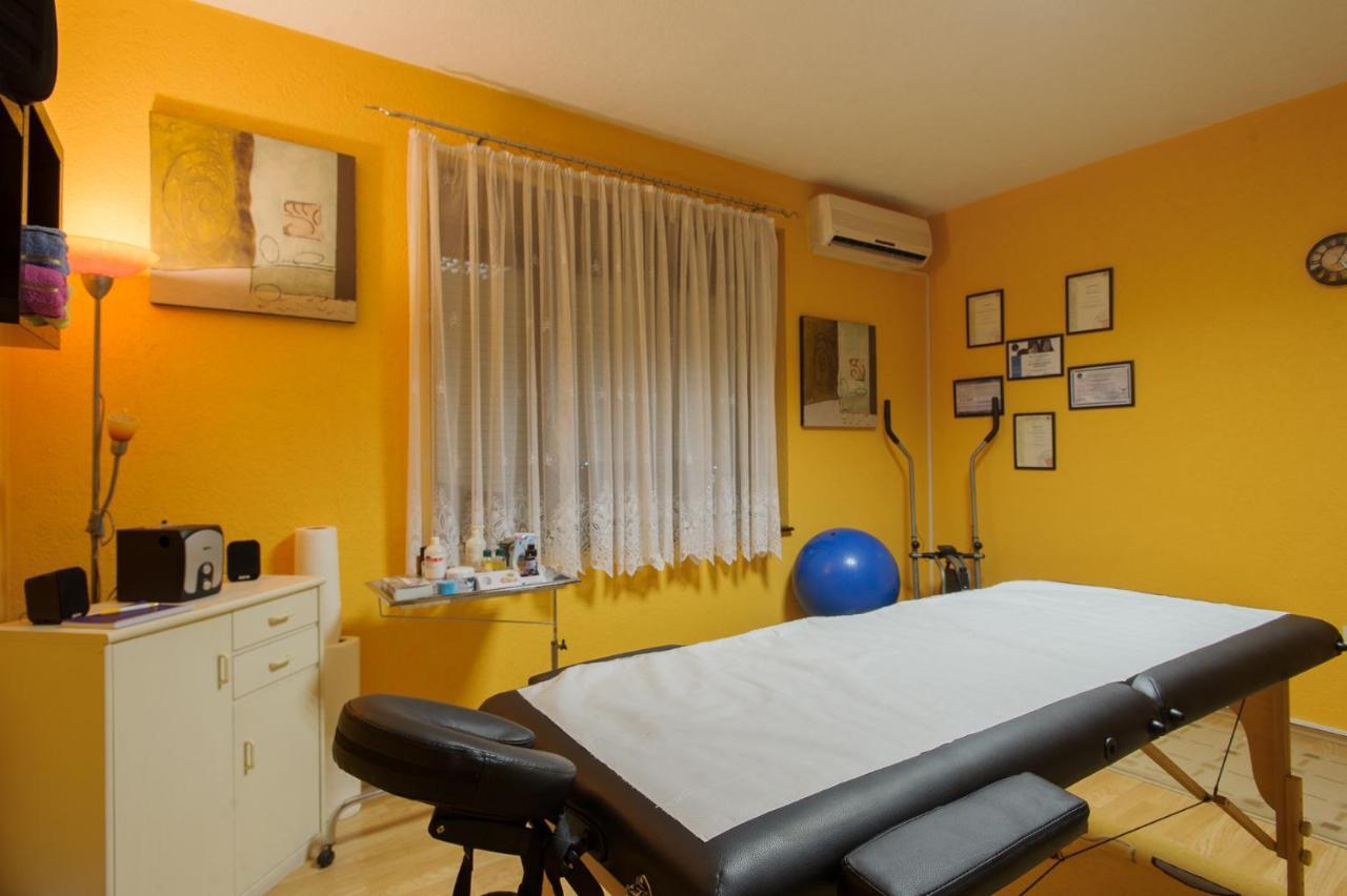 Studio Apartments Kim - Dilberovic Mostar Bagian luar foto